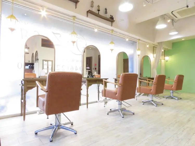 ZoLA hairの内観・外観2