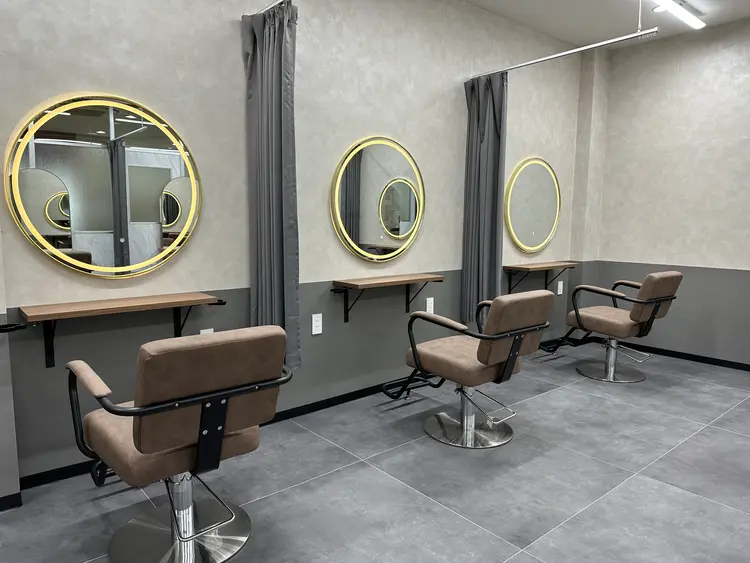 TELAHAIR  四街道店の内観・外観1