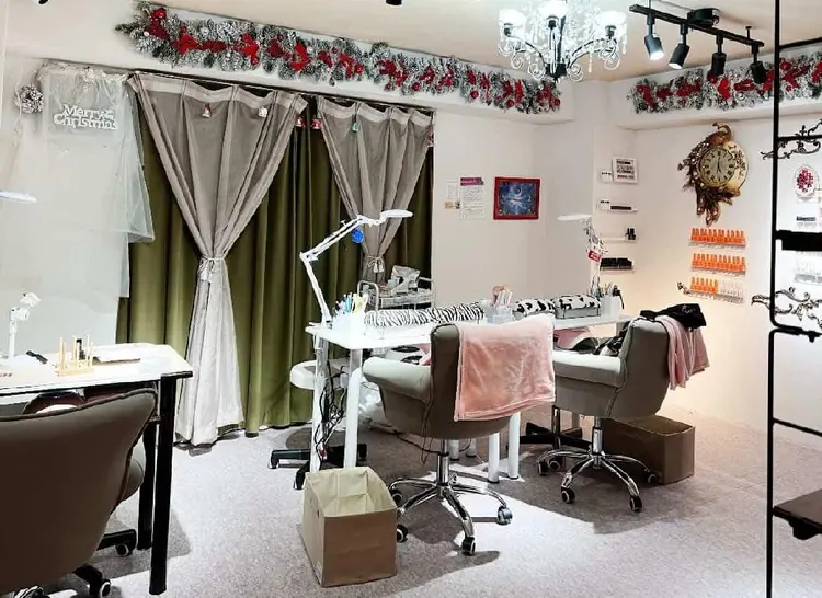 West coast Nailsalonの内観・外観2