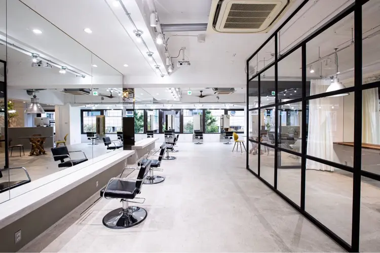 SILEMの内観・外観2