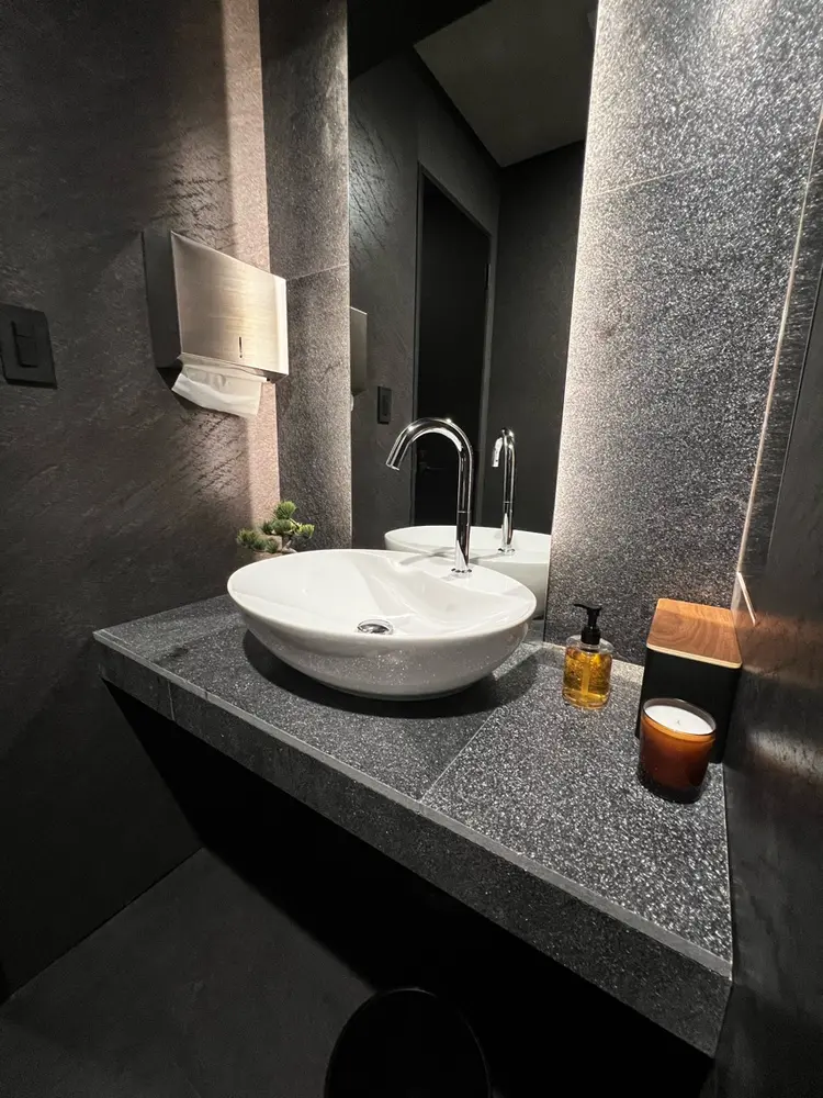 HARUKI MINATO japan TOKYOの内観・外観2