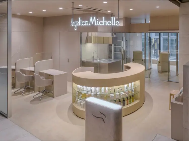 Angelica Michelle福岡天神店の内観・外観1