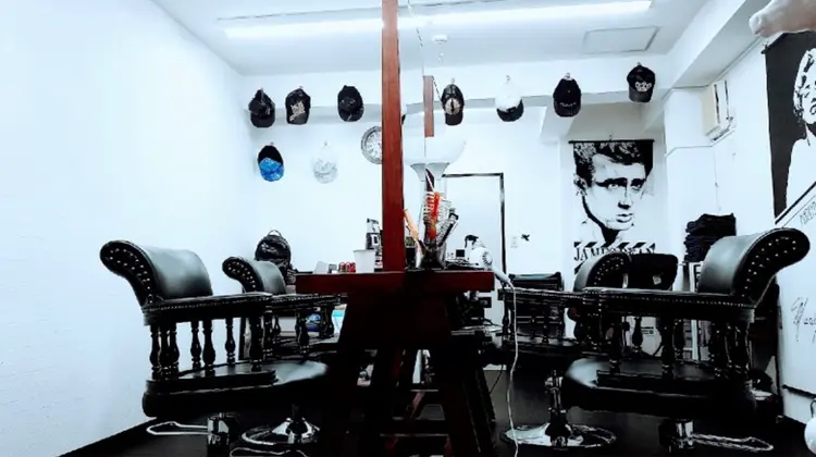 ARTISANの内観・外観3