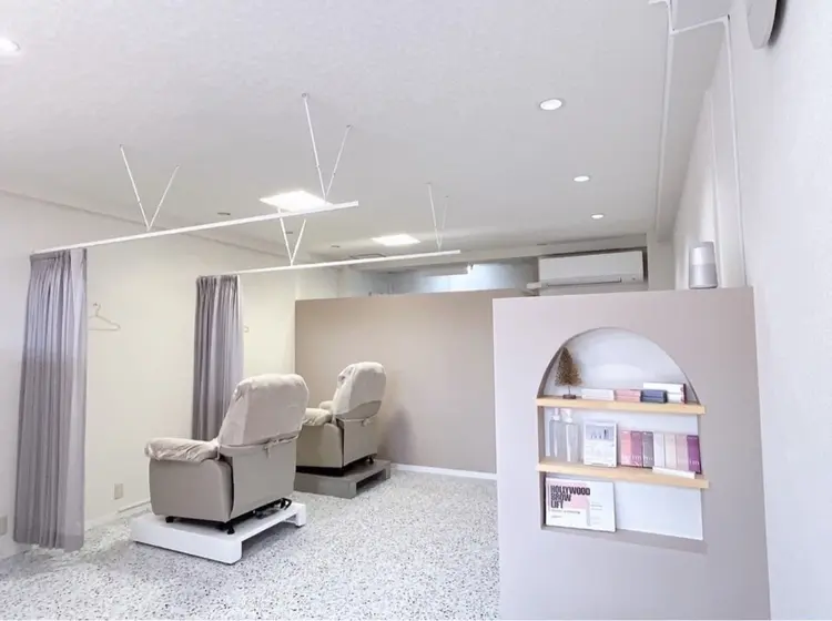 まつげパーマと眉毛専門店KURUN【クルン】の内観・外観2