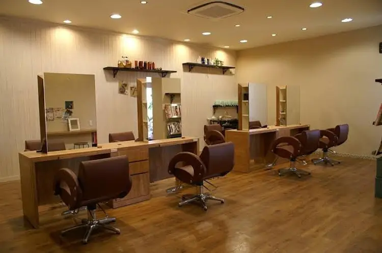 おしゃまヘアーイースト店の内観・外観2