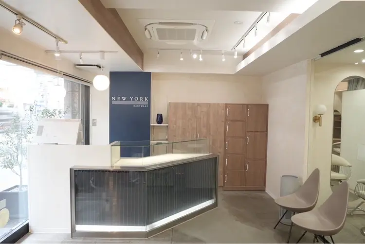 ヘアメイクニューヨーク根津店の内観・外観1