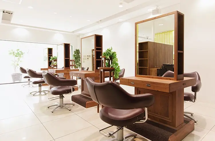 Happiness 梅田茶屋町店の内観・外観2