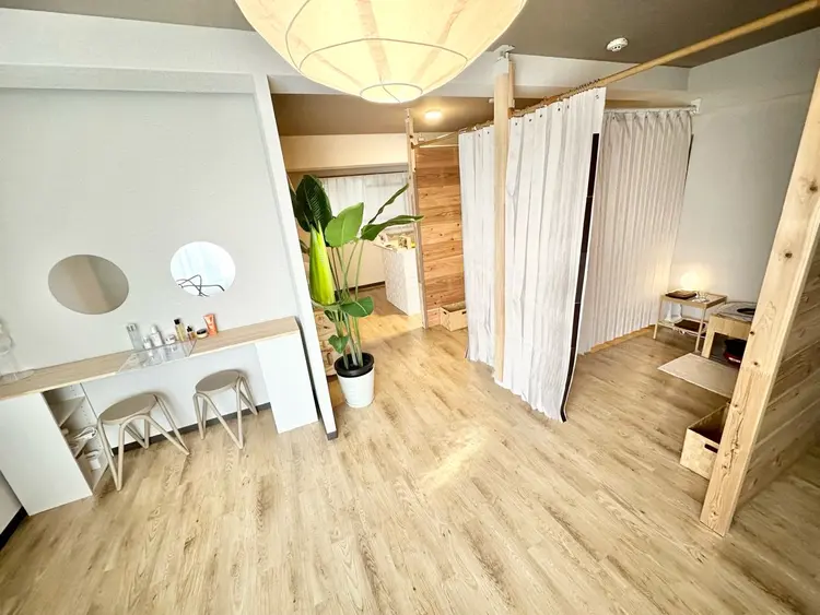 réposの内観・外観1