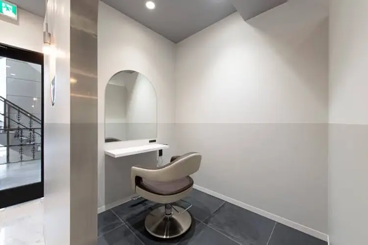 SALOWIN名古屋栄suite店の内観・外観2