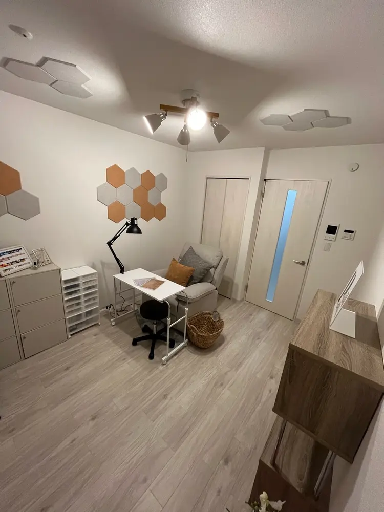 P nailの内観・外観2