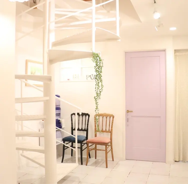 Pur hairの内観・外観2