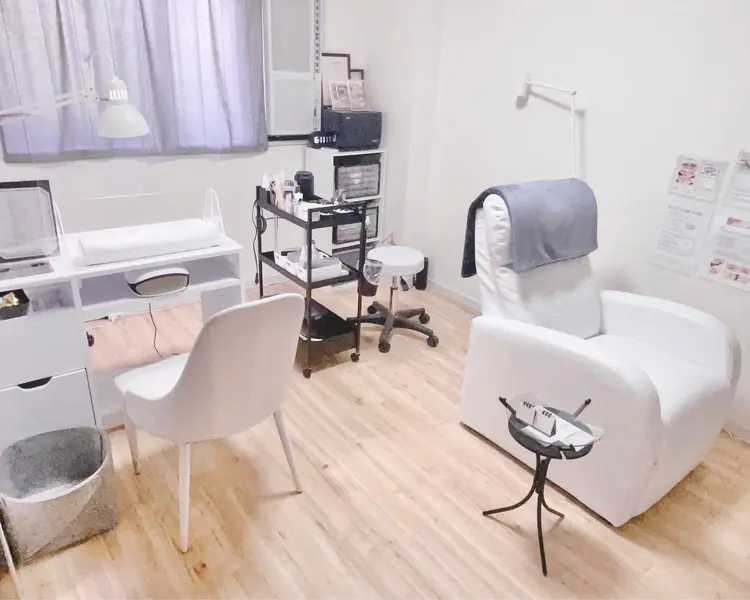 0's【エンズ】香久山店の内観・外観1