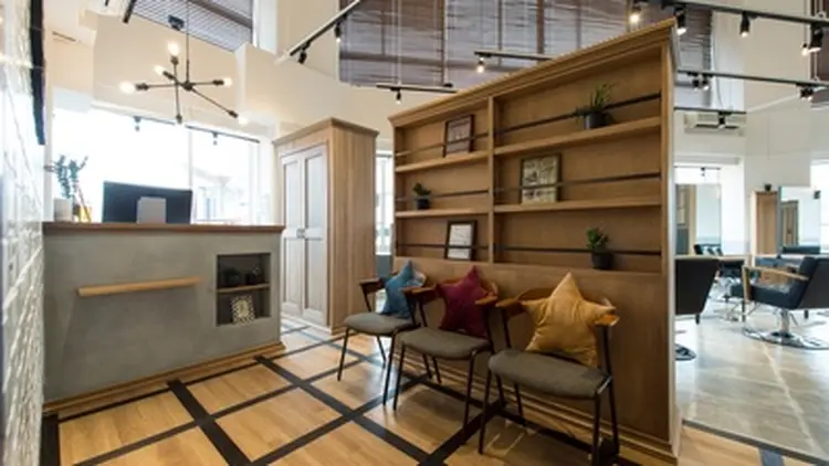 La Bonheur hair reve 池袋西口の内観・外観2