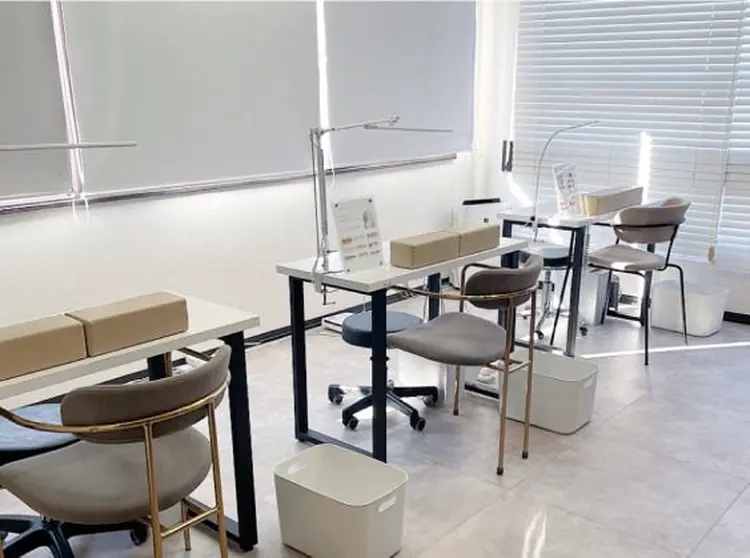 anlubon nail&eyelash【アンルボ】の内観・外観1