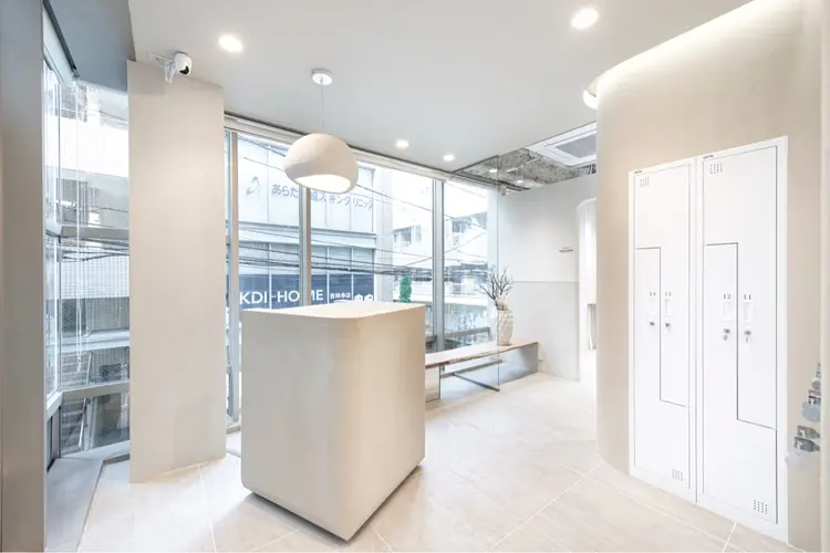 SALOWIN  吉祥寺店の内観・外観2