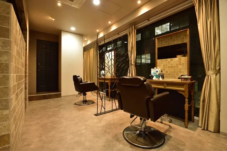 美容室amorの内観・外観1