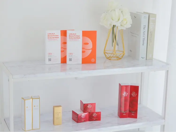 毛穴・ニキビケア　ハーブピーリング【肌管理専門店】WHITE AQUA鳳店の内観・外観3