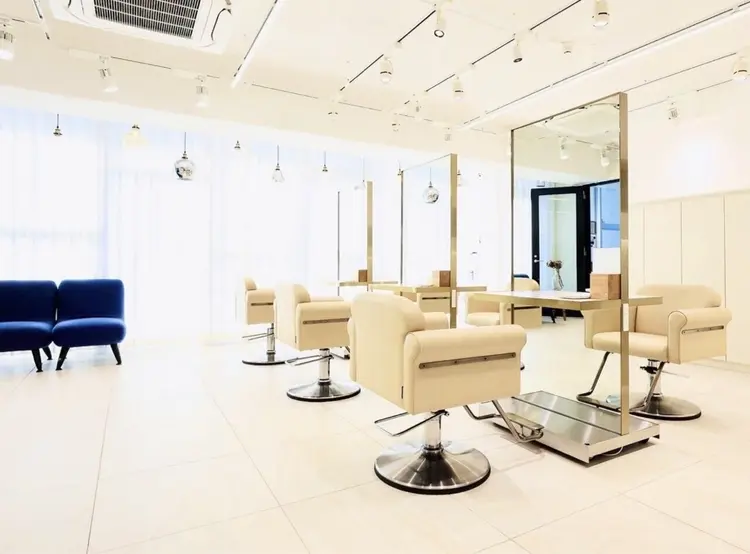 &STORIESの内観・外観2