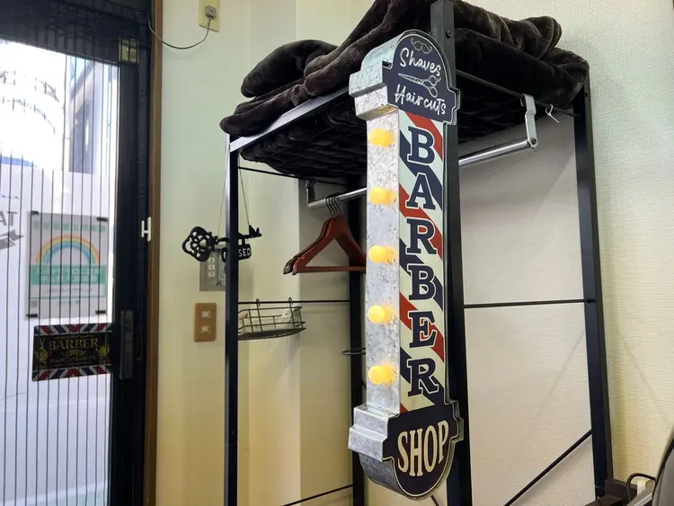 CUTSALON TAKAHASHIの内観・外観2