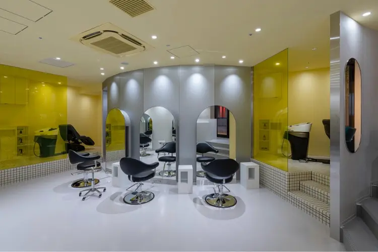 calendarの内観・外観1