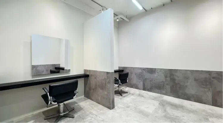 GO TODAY SHAiRE SALON 原宿verno店の内観・外観2