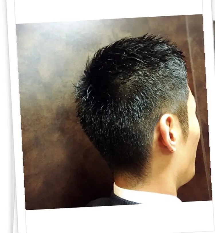 ヒロ銀座プレミアムバーバー新宿店の内観・外観3