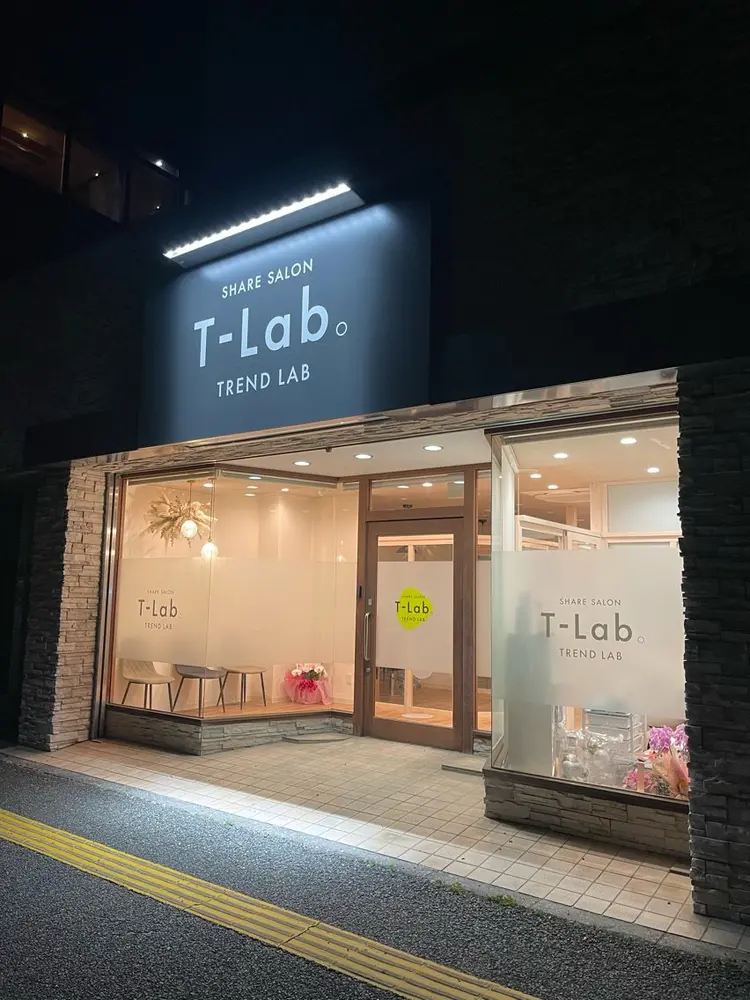 COCO  NAILの内観・外観1