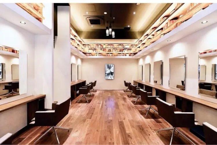 LIZE nex the salon 渋谷の内観・外観2