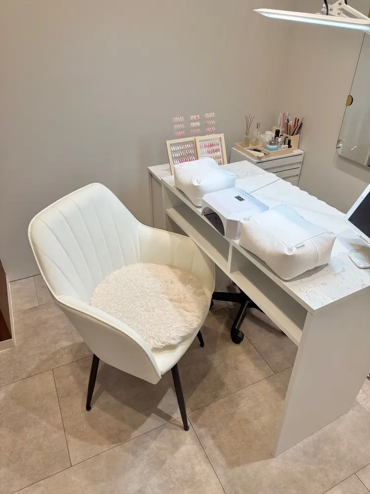 nail  LATTEの内観・外観1