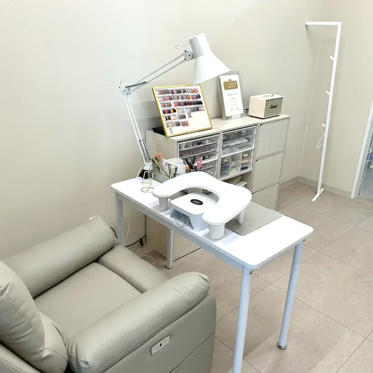 Nail salon AOの内観・外観3