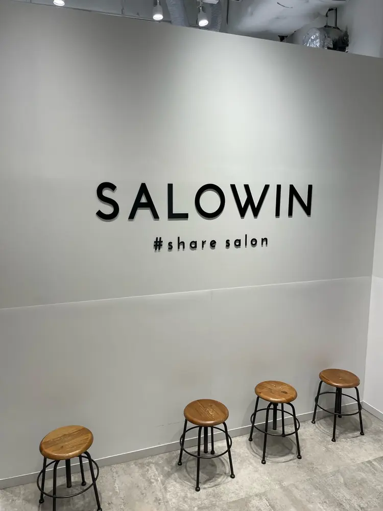 サロウィン銀座の内観・外観1