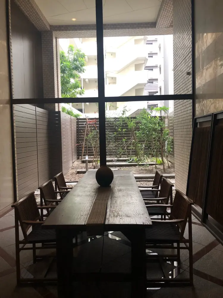 full（フル）の内観・外観2