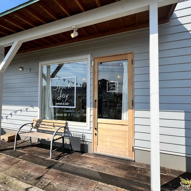 Spark Joy eyelash&nailの内観・外観1
