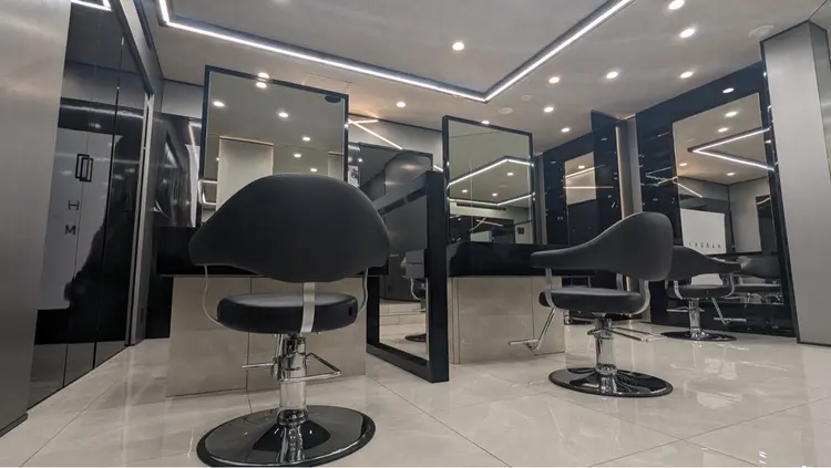 HARUKI MINATO Japan KOBEの内観・外観1