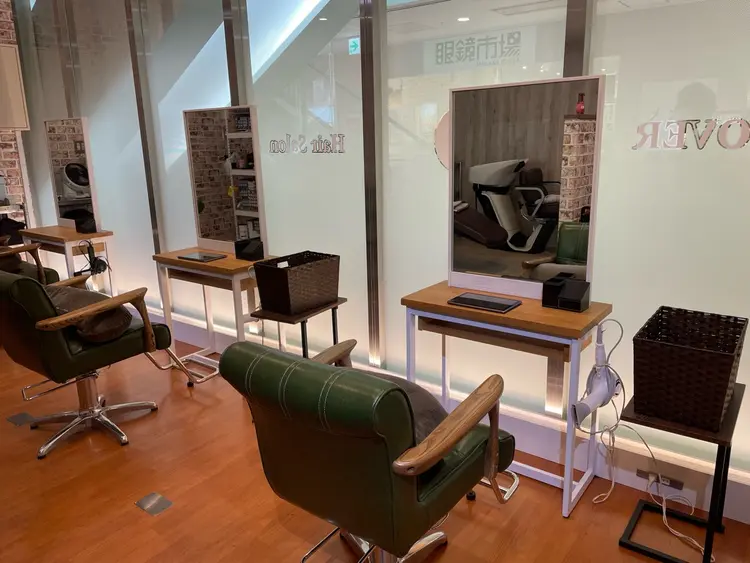 CLOVERの内観・外観3