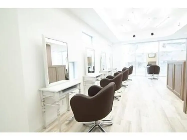 Michio Nozawa Hair Salon Ginzaの内観・外観3