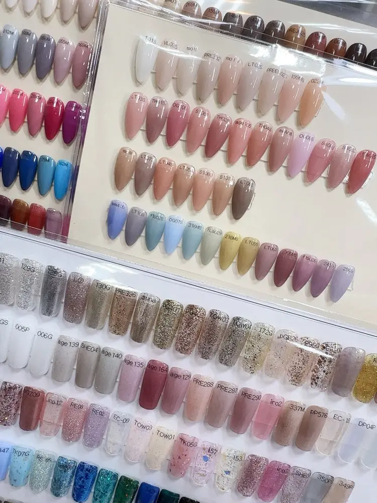 COCORO nailの内観・外観1