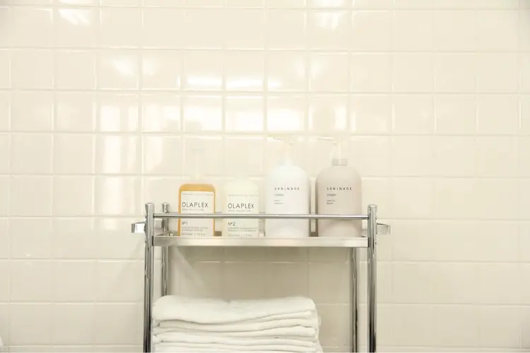 繭の内観・外観2