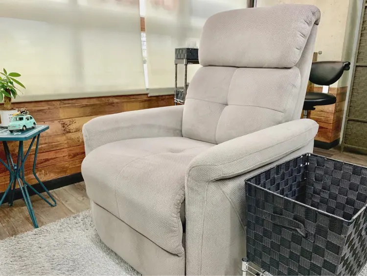 ジュルビアン美容室の内観・外観1