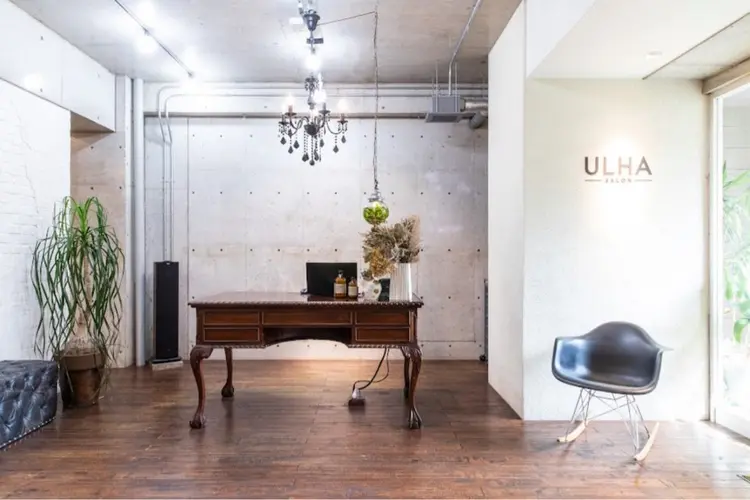 ULHAsalonの内観・外観1