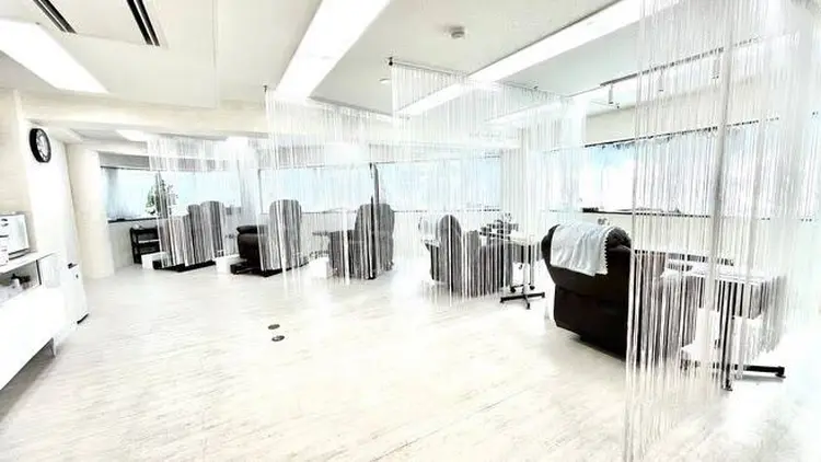 Feliz Nail&Eyelashの内観・外観1