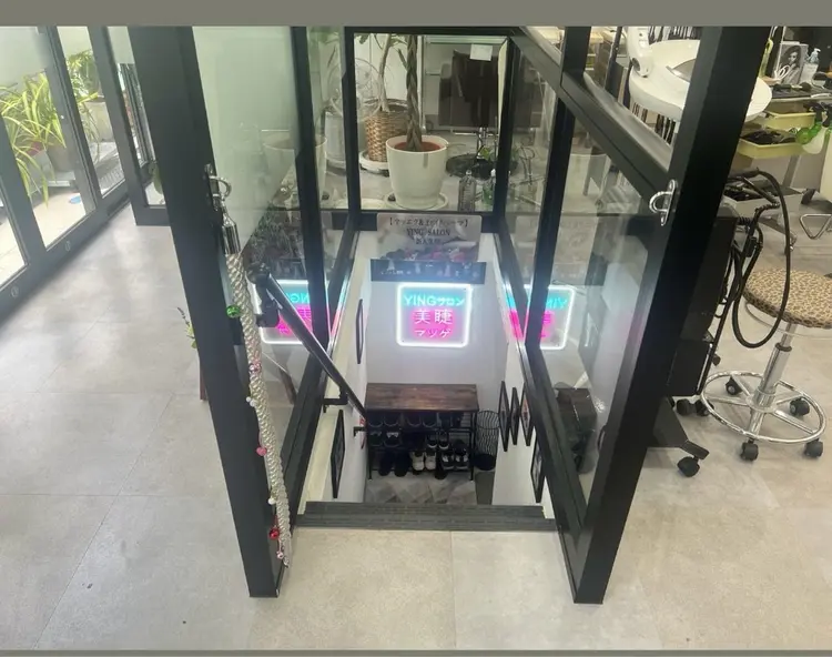 YINGサロンの内観・外観2