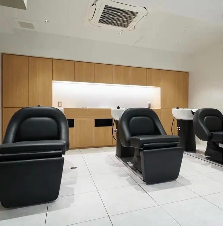 AI TOKYO Rita men's 渋谷の内観・外観3