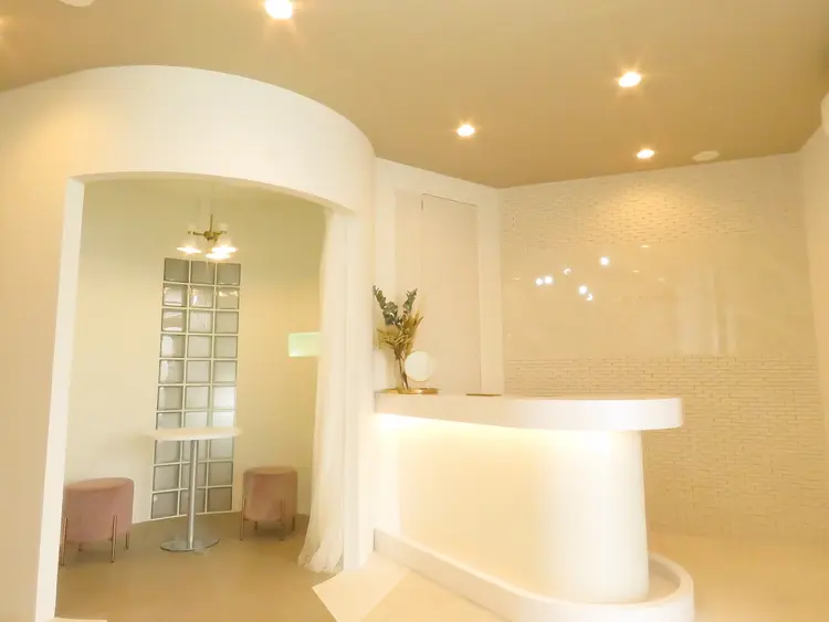 N eye beauty 高丘店の内観・外観1