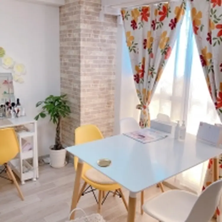 メナードフェイシャルサロン厚別西公園の内観・外観1