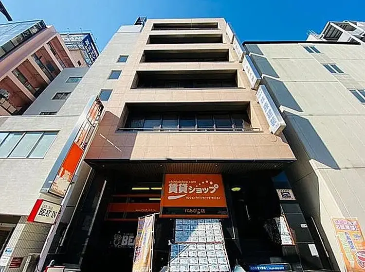 Luta nailの内観・外観2