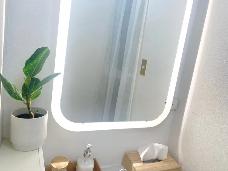 𝗹𝗲𝗲𝘂   𝗲𝘆𝗲𝗹𝗮𝘀𝗵 𝘀𝗮𝗹𝗼𝗻の内観・外観2