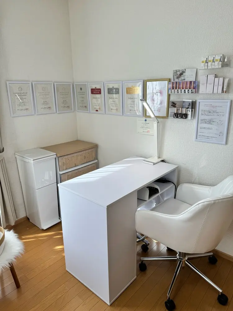 マホネイルの内観・外観2