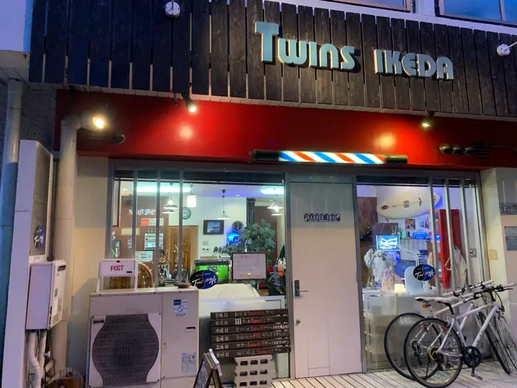 Ｂ AＲＢEＲＳＨＯＰ　TＷＩＮＳの内観・外観1