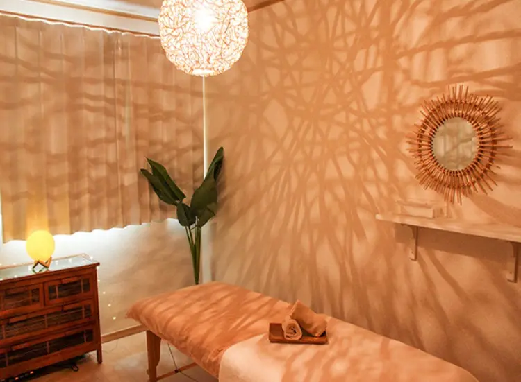 bibiche Rの内観・外観1